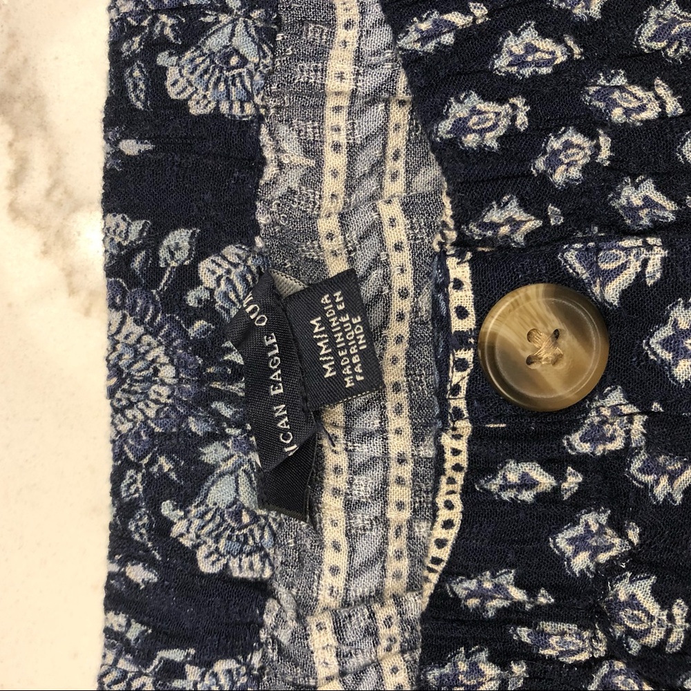 American eagle 🦅 off the shoulder blouse✨ - Picture 2 of 2